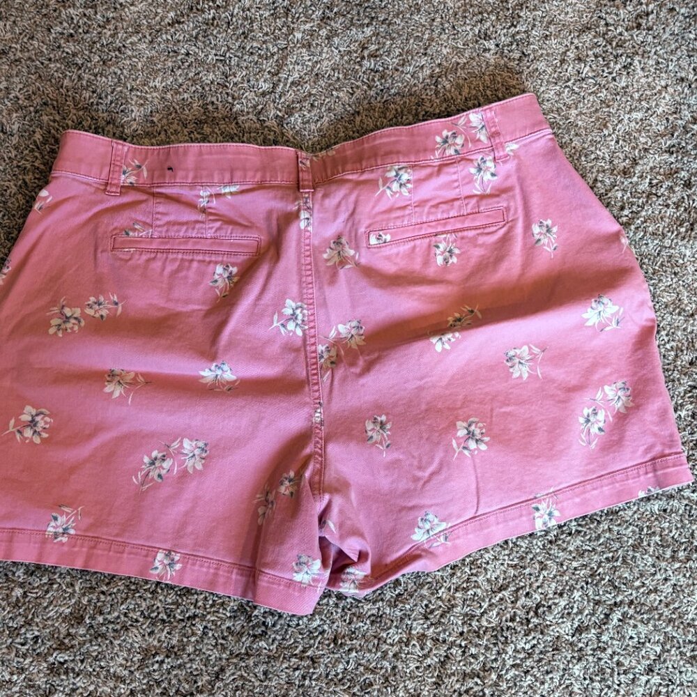 Lane Bryant Shorts Pink w/ Flowers - Picture 5 of 5